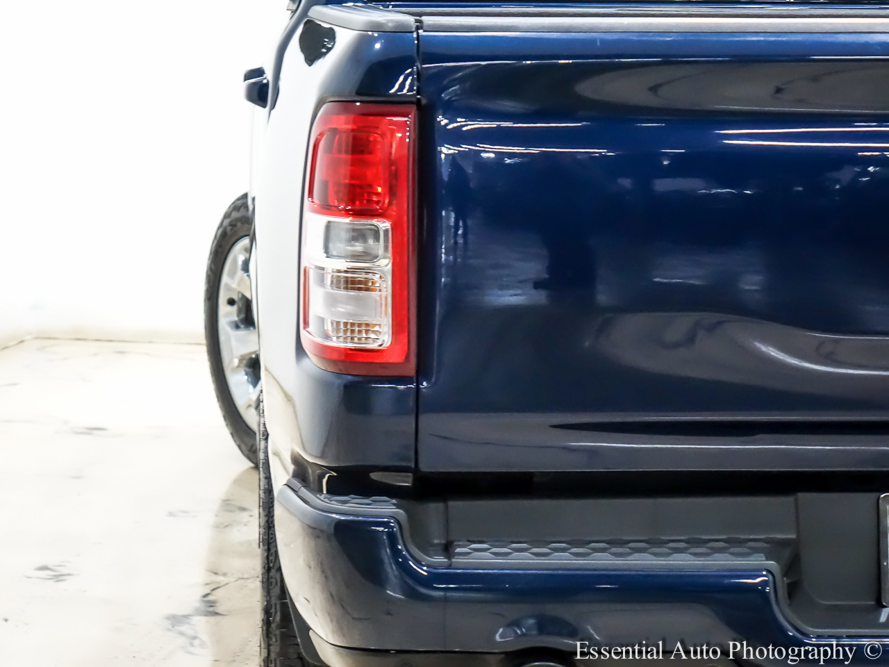 RAM 1500 Big Horn Crew Cab SWB 4WD 2021