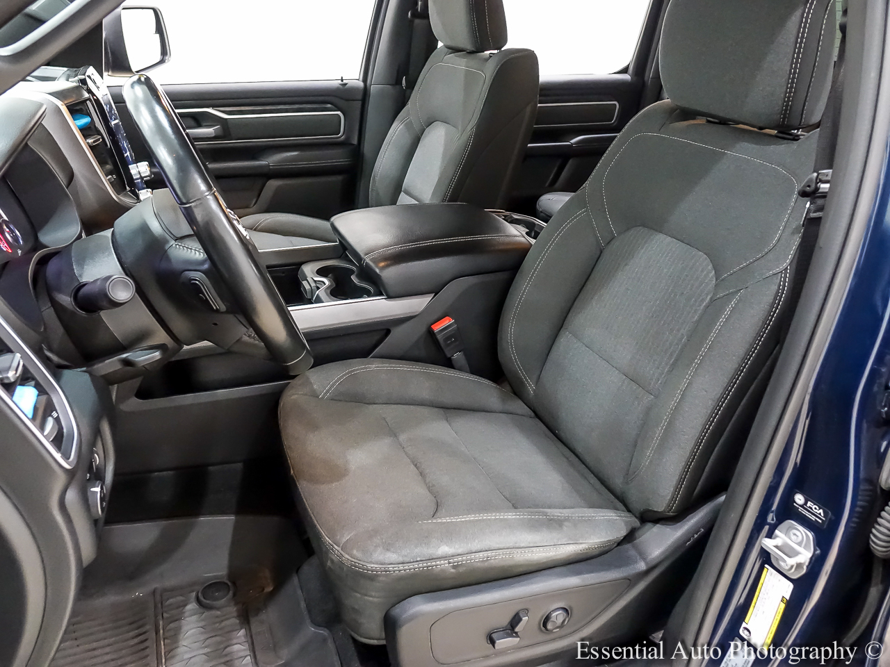 RAM 1500 Big Horn Crew Cab SWB 4WD 2021