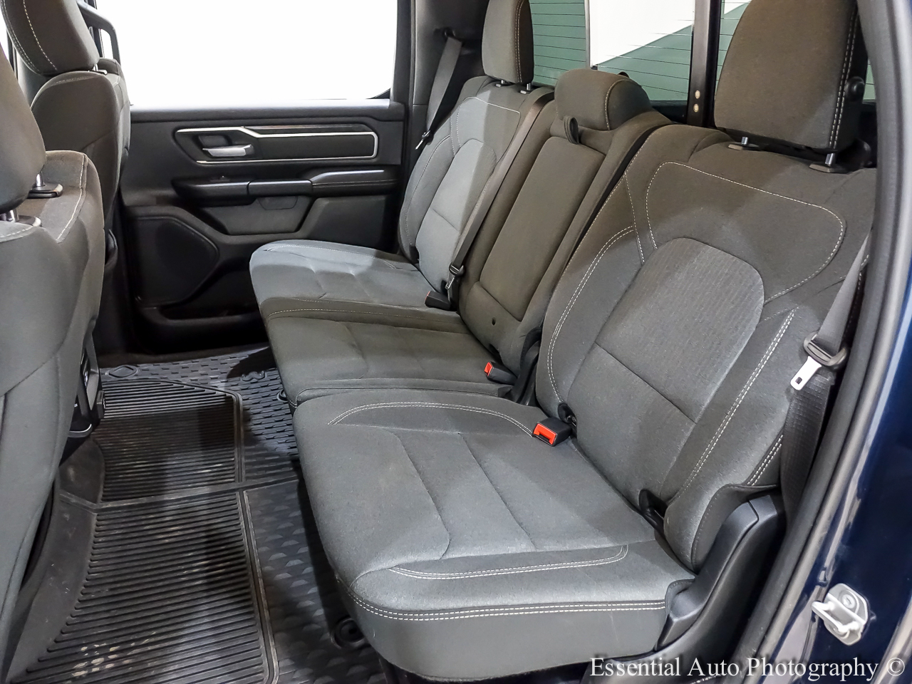 RAM 1500 Big Horn Crew Cab SWB 4WD 2021