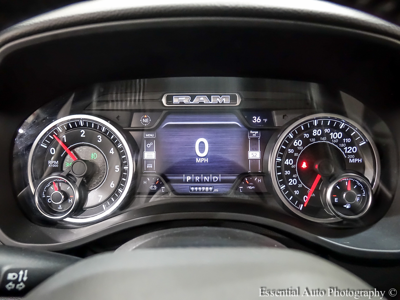 RAM 1500 Big Horn Crew Cab SWB 4WD 2021