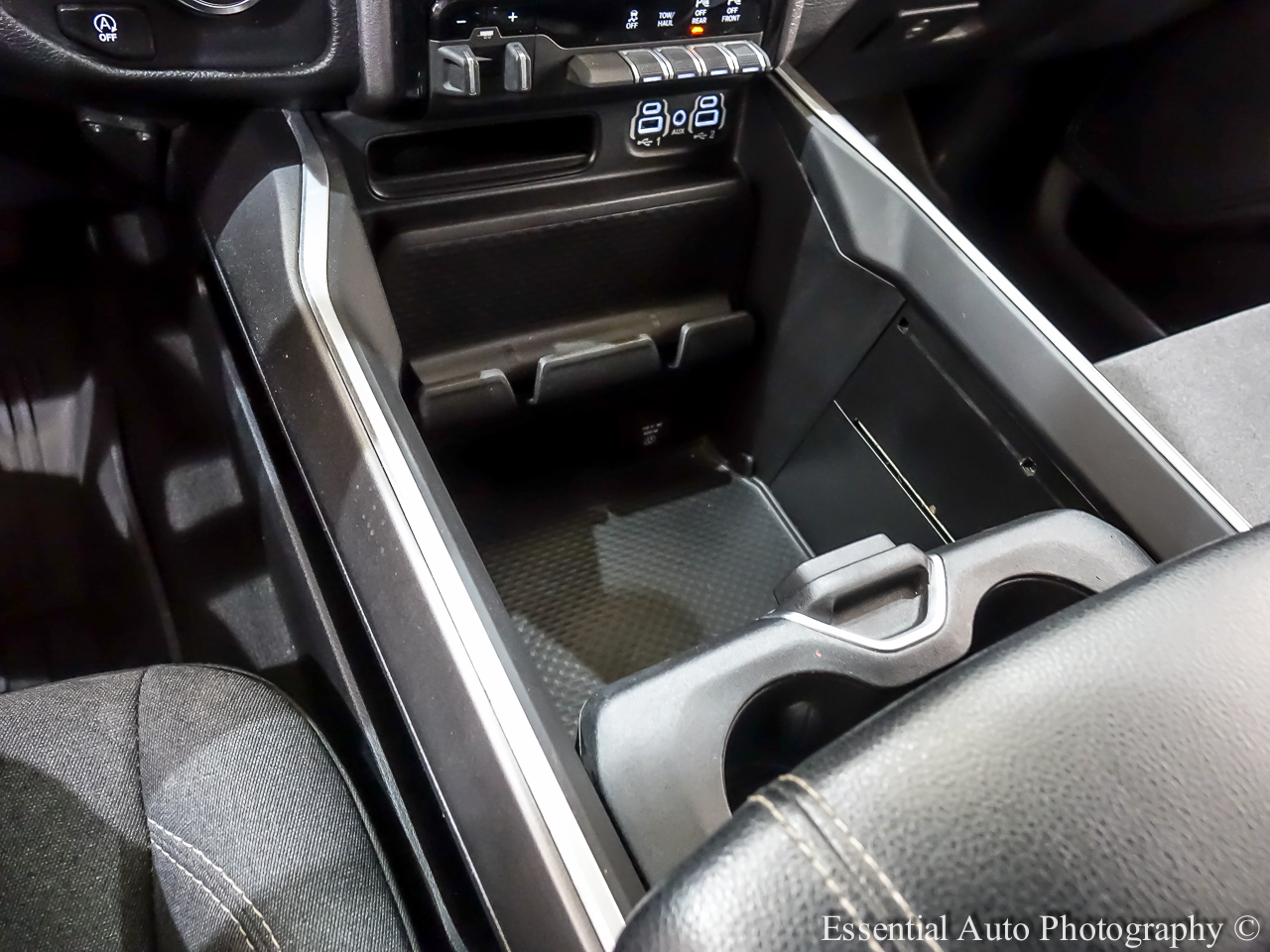 RAM 1500 Big Horn Crew Cab SWB 4WD 2021