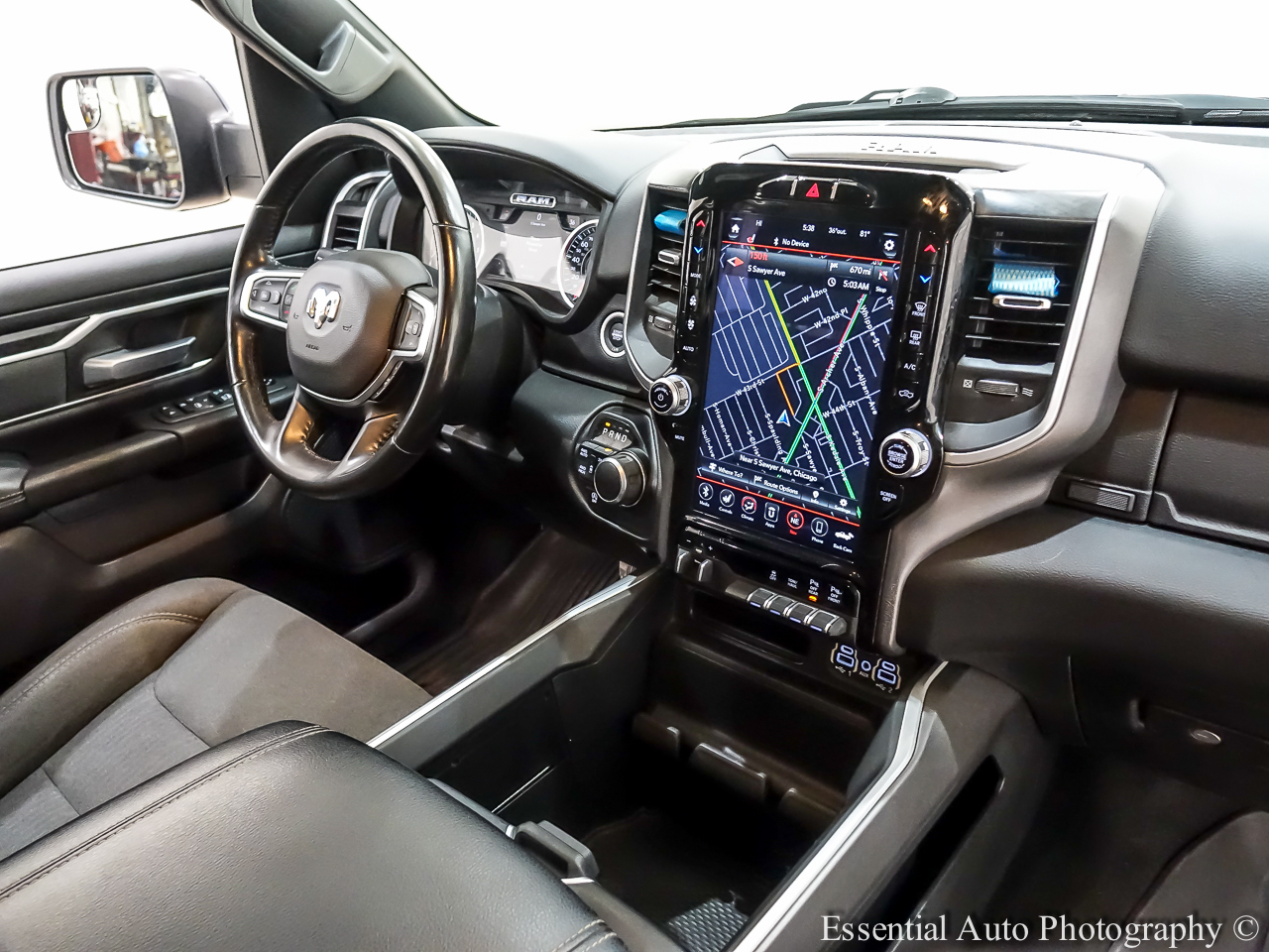 RAM 1500 Big Horn Crew Cab SWB 4WD 2021