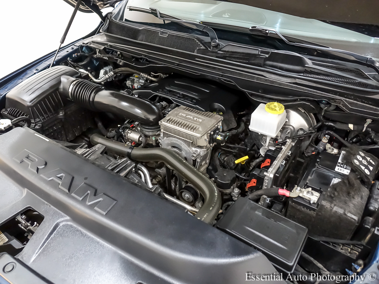 RAM 1500 Big Horn Crew Cab SWB 4WD 2021