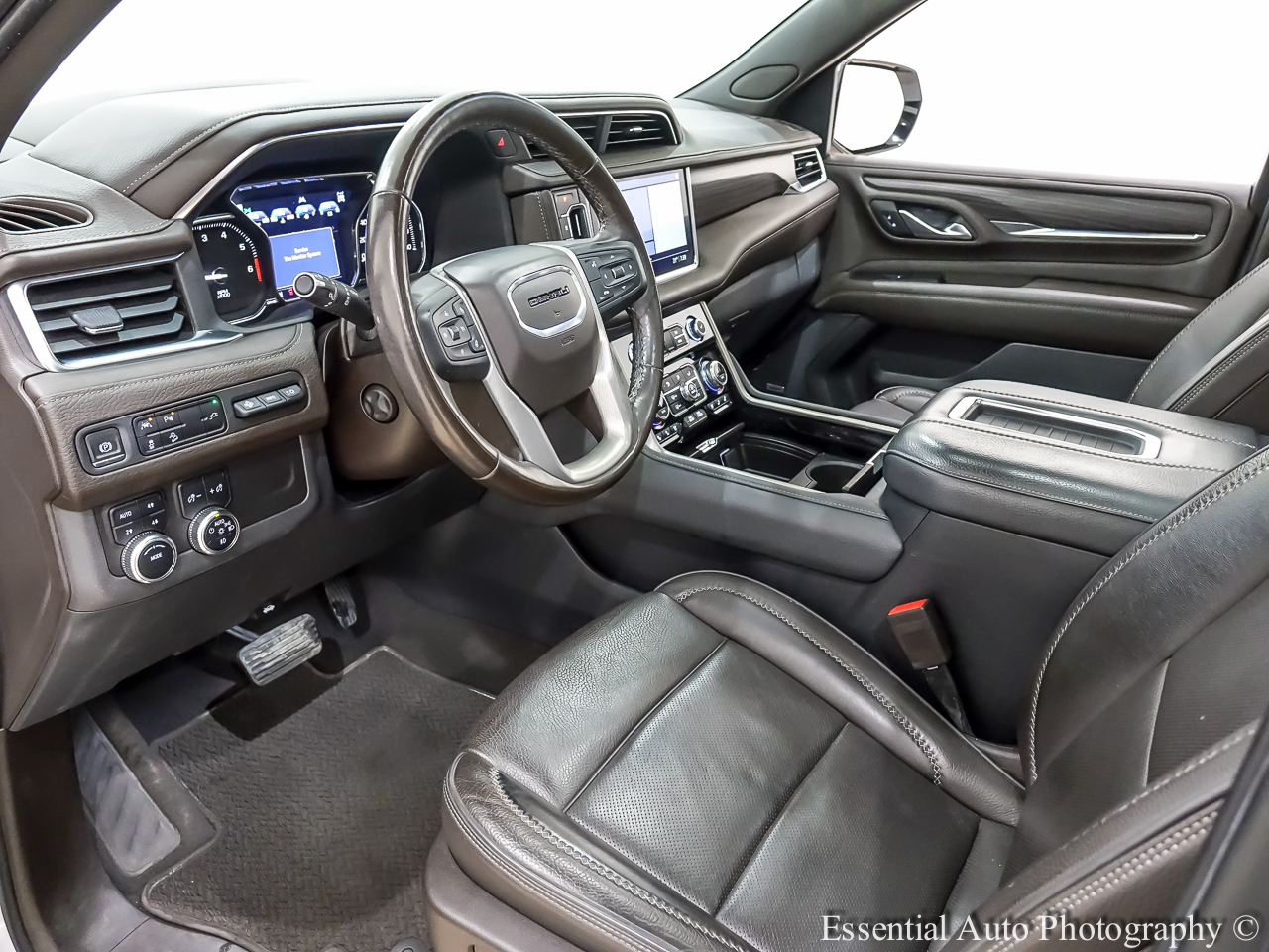 GMC Yukon XL Denali 4WD 2021