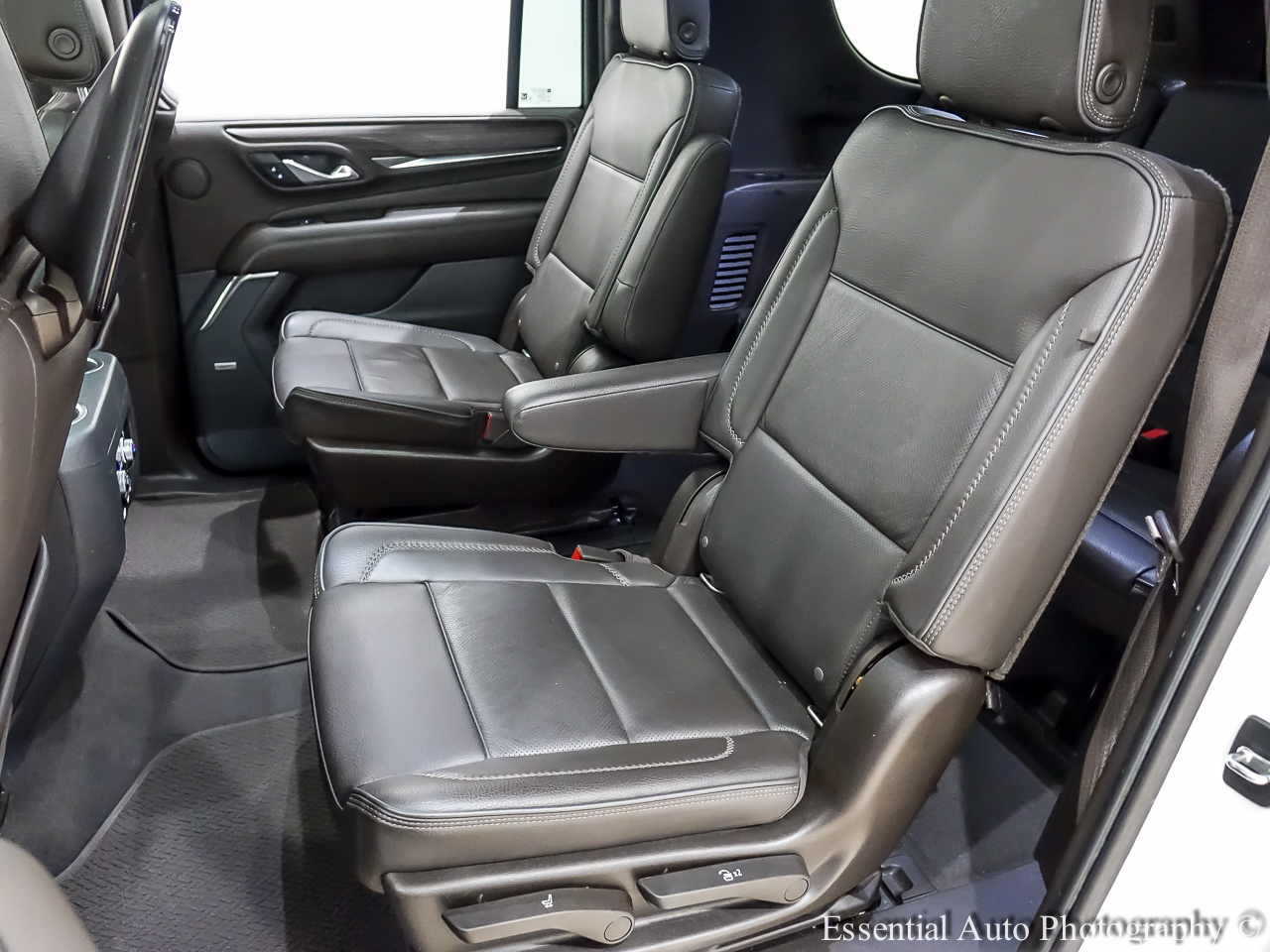 GMC Yukon XL Denali 4WD 2021