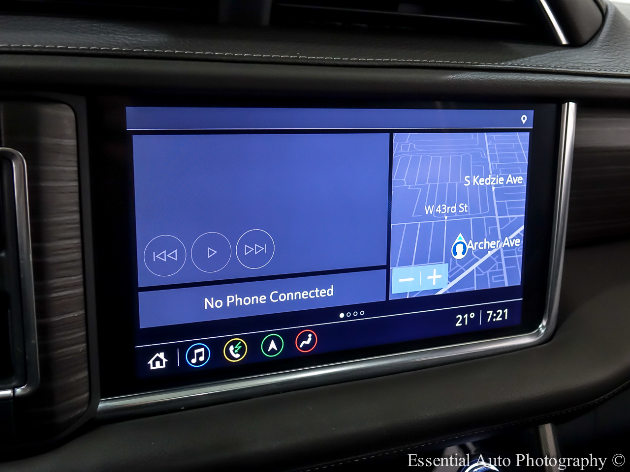 GMC Yukon XL Denali 4WD 2021