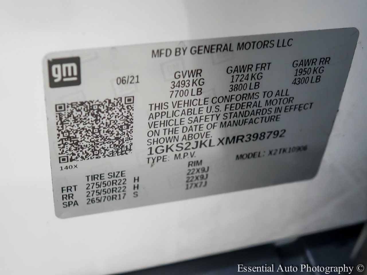 GMC Yukon XL Denali 4WD 2021