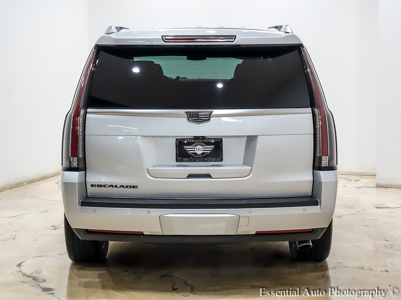 Cadillac Escalade Luxury 4WD 2017