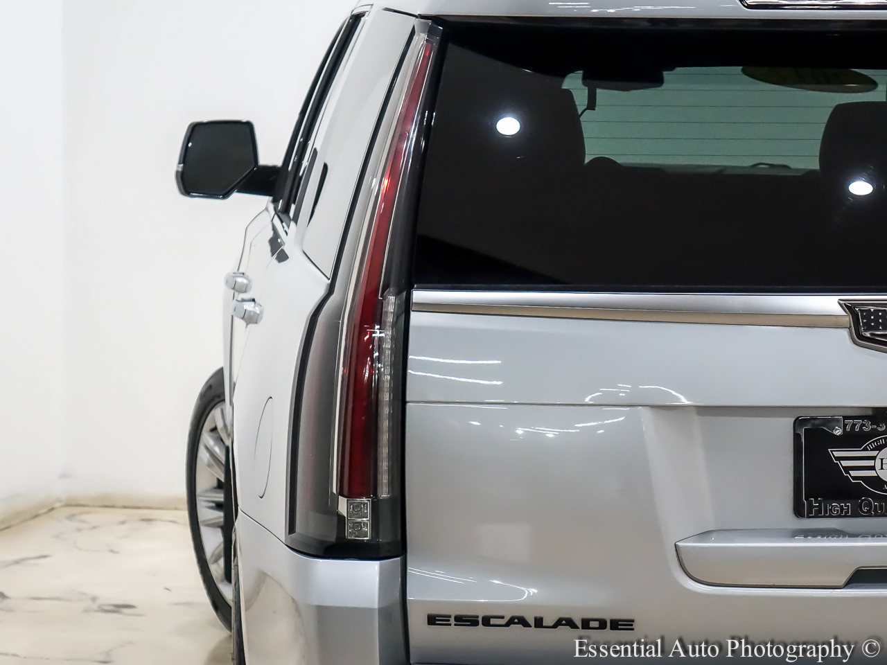 Cadillac Escalade Luxury 4WD 2017