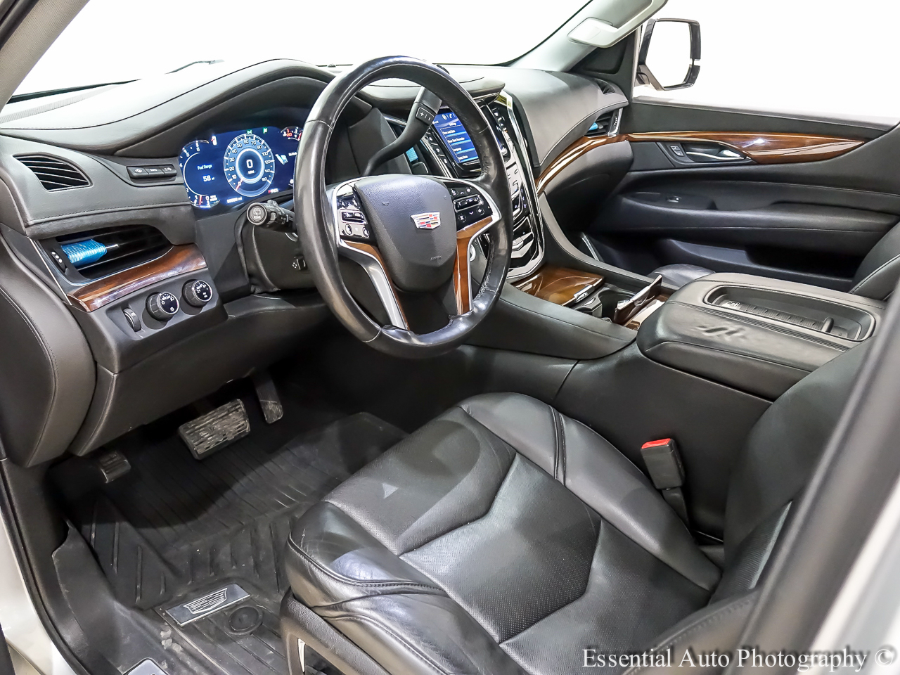 Cadillac Escalade Luxury 4WD 2017