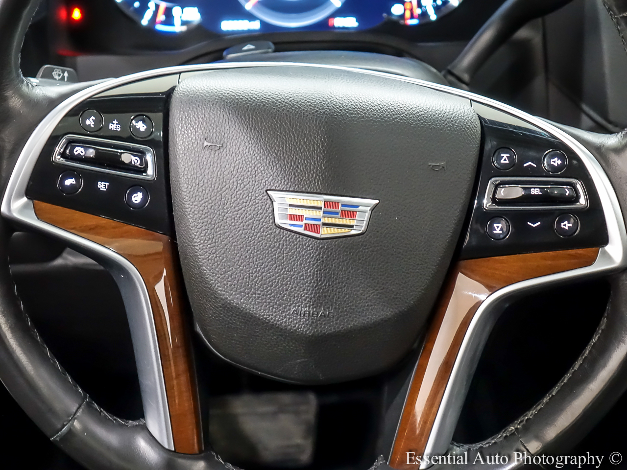 Cadillac Escalade Luxury 4WD 2017