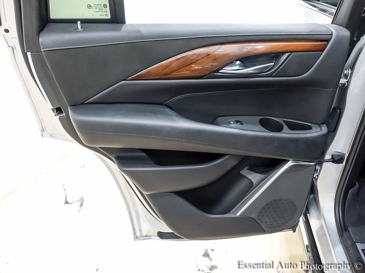 Cadillac Escalade Luxury 4WD 2017