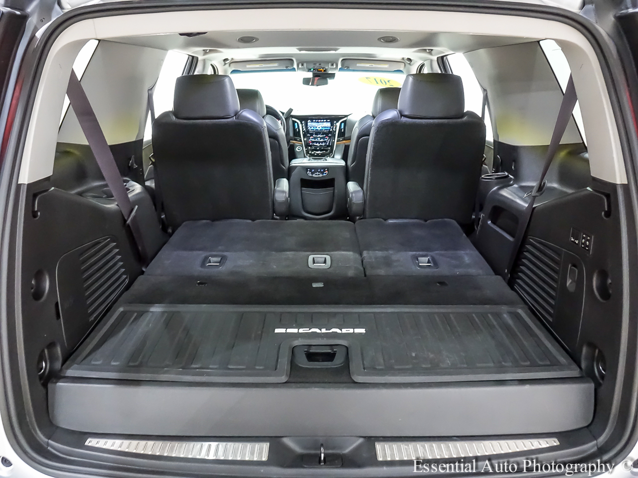 Cadillac Escalade Luxury 4WD 2017