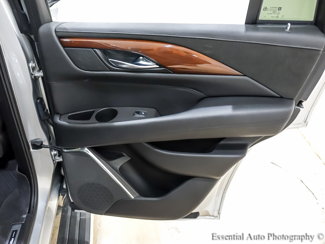 Cadillac Escalade Luxury 4WD 2017