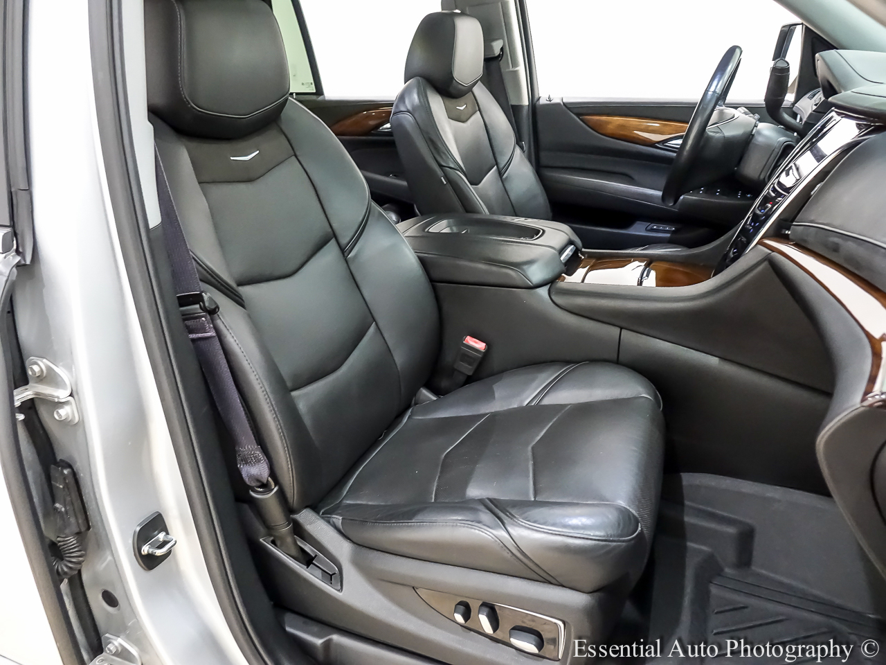 Cadillac Escalade Luxury 4WD 2017