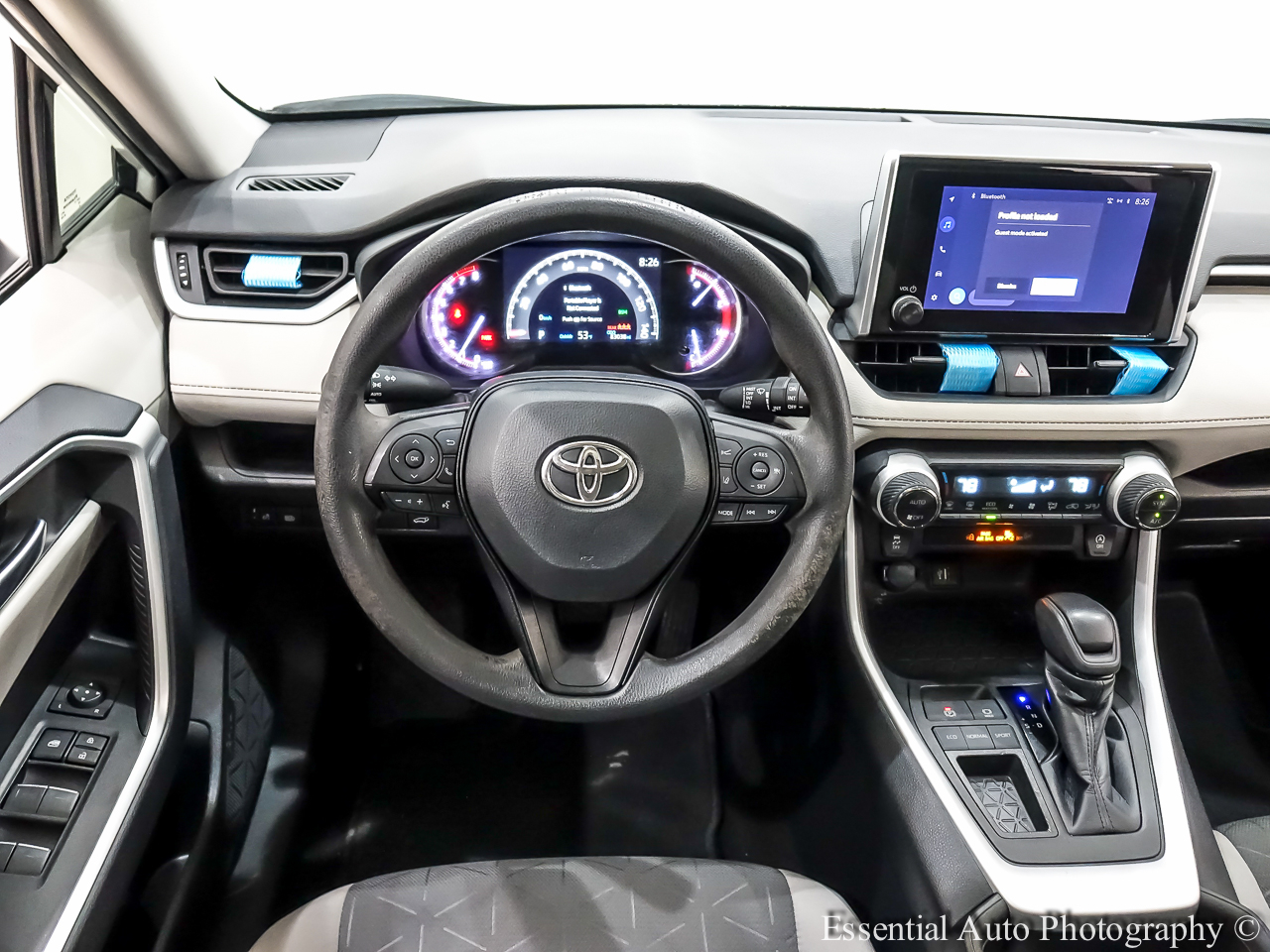 Toyota RAV4 XLE 2023