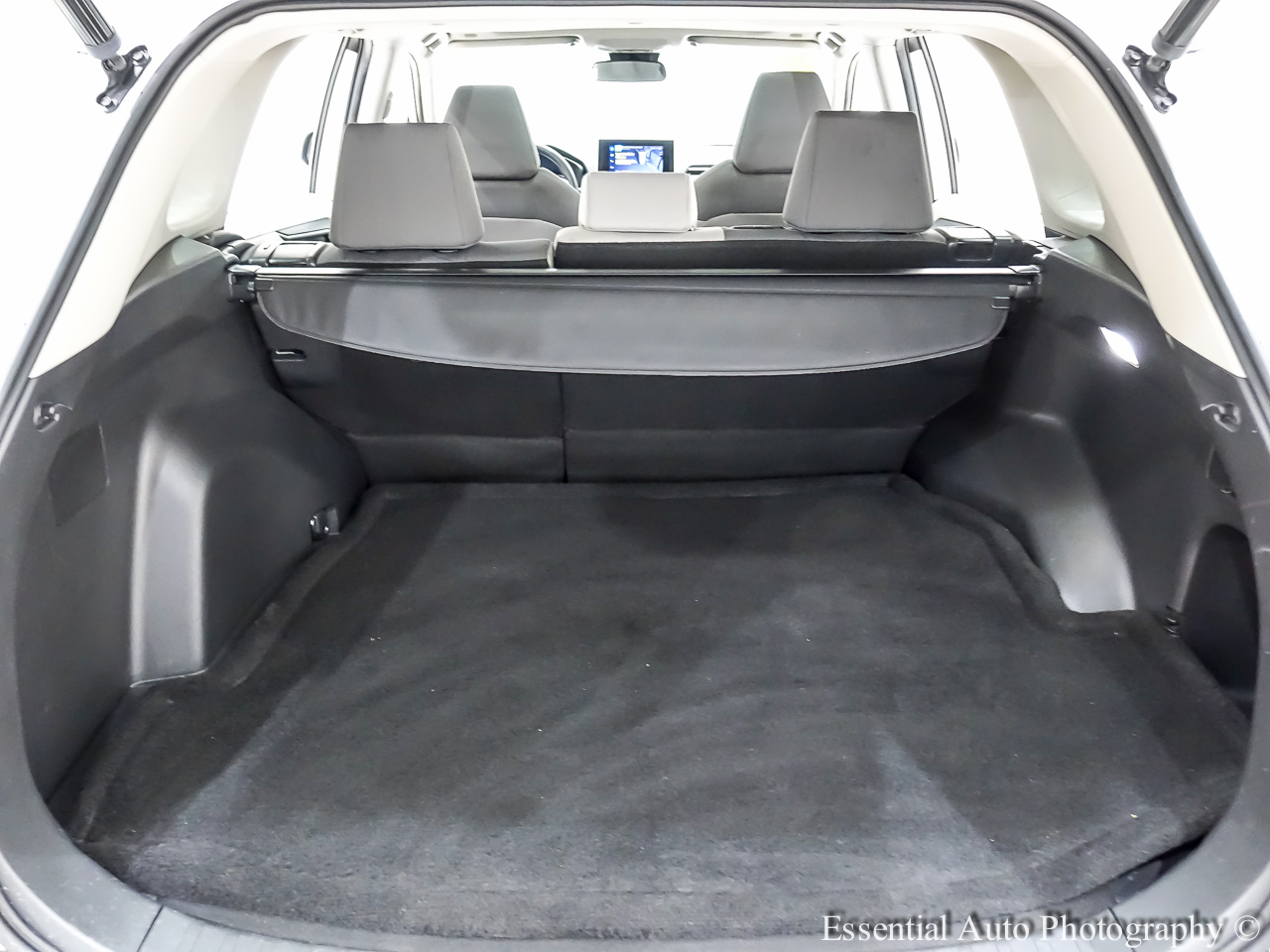 Toyota RAV4 XLE 2023