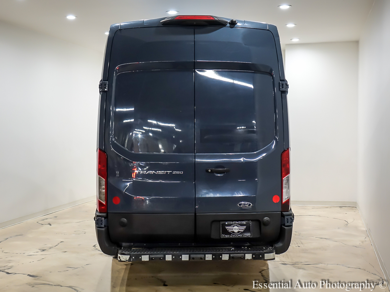 Ford Transit 250 Van High Roof w/Sliding Pass. 148-in. WB EL 2021