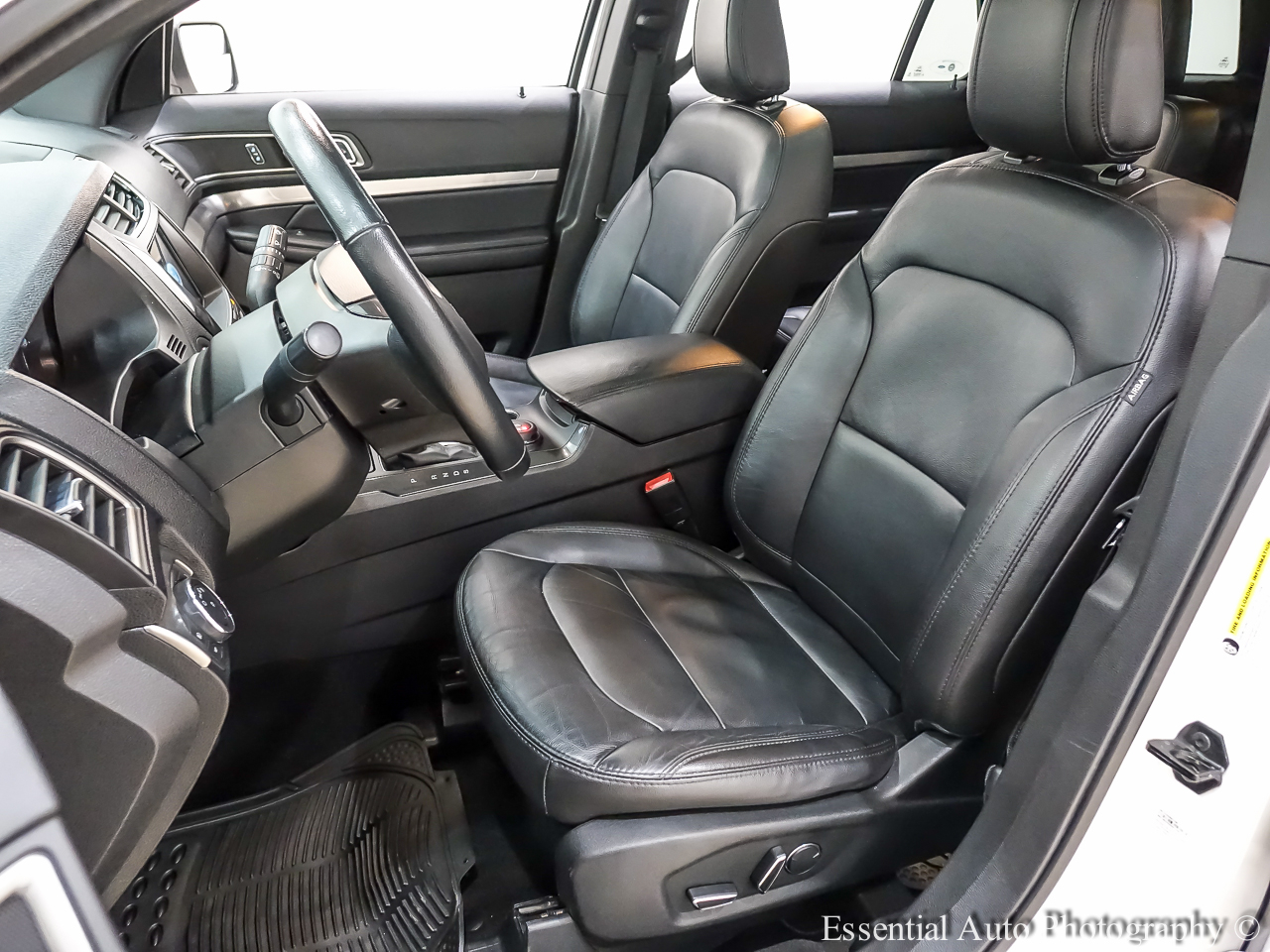 Ford Explorer XLT 4WD 2018