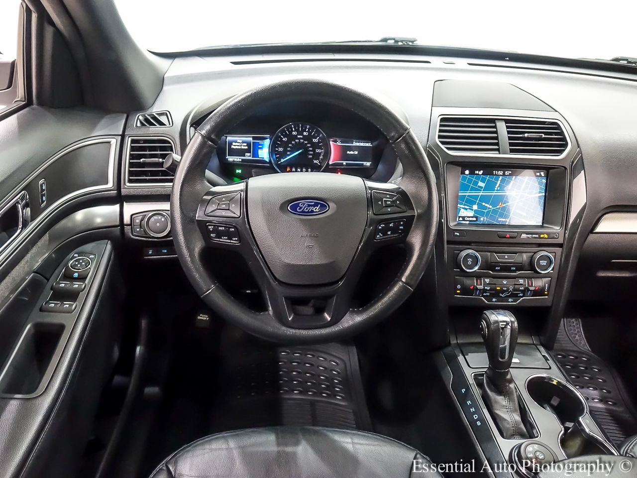 Ford Explorer XLT 4WD 2018