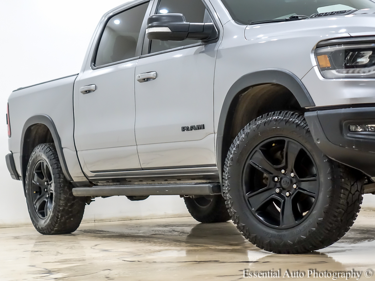 RAM 1500 Rebel Crew Cab SB 4WD 2019