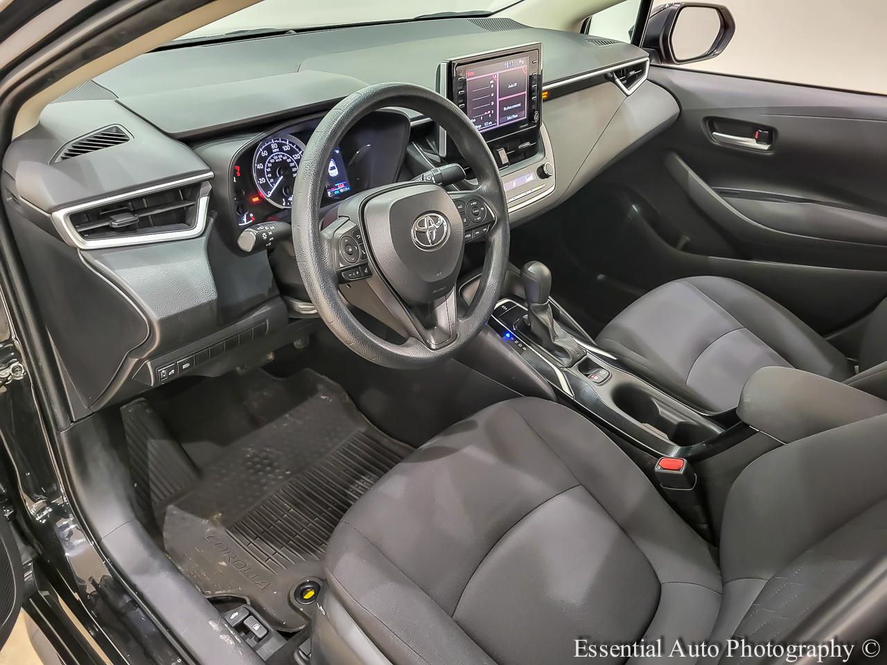 Toyota Corolla LE 2021