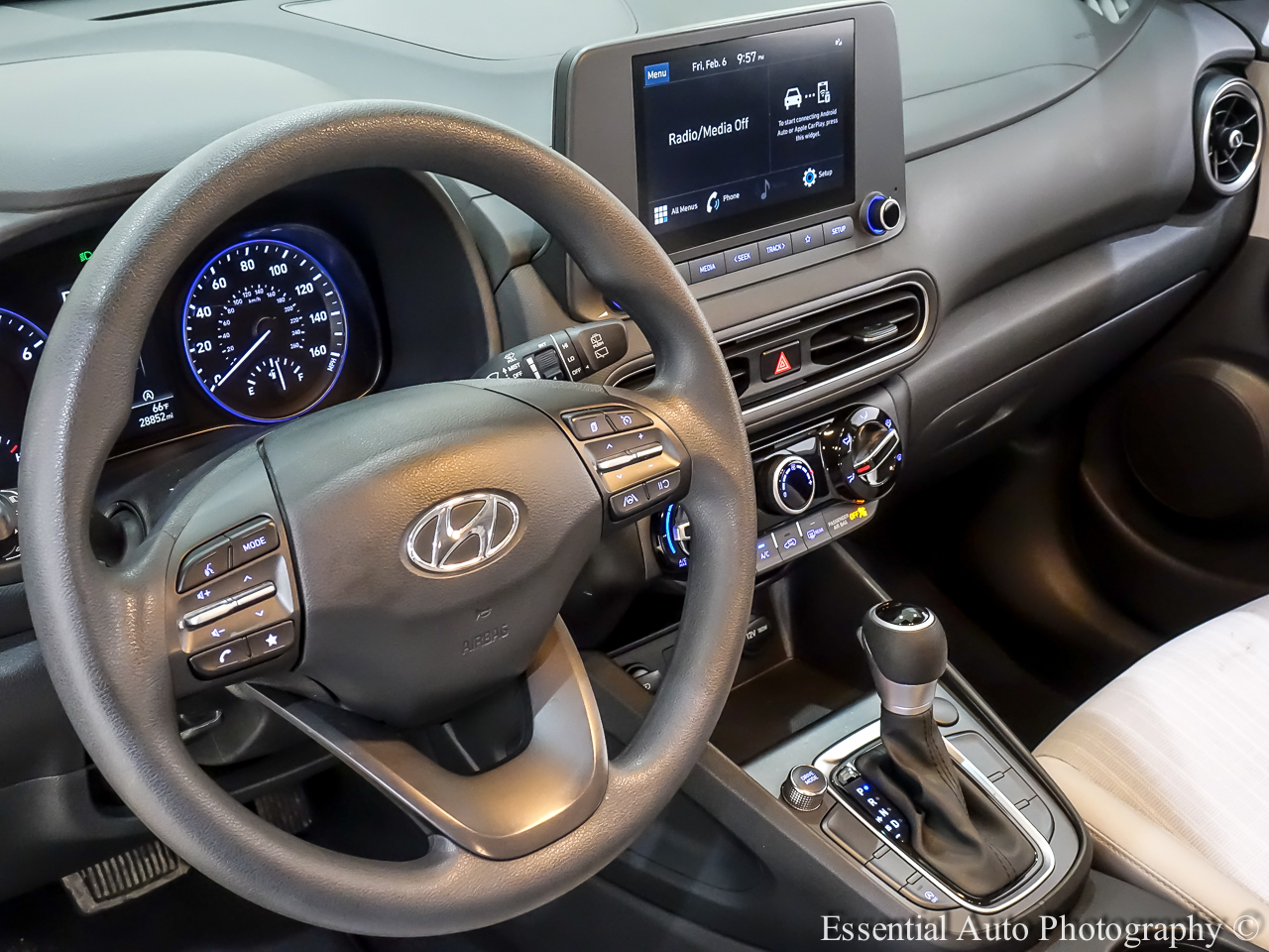 Hyundai Kona SEL 2023