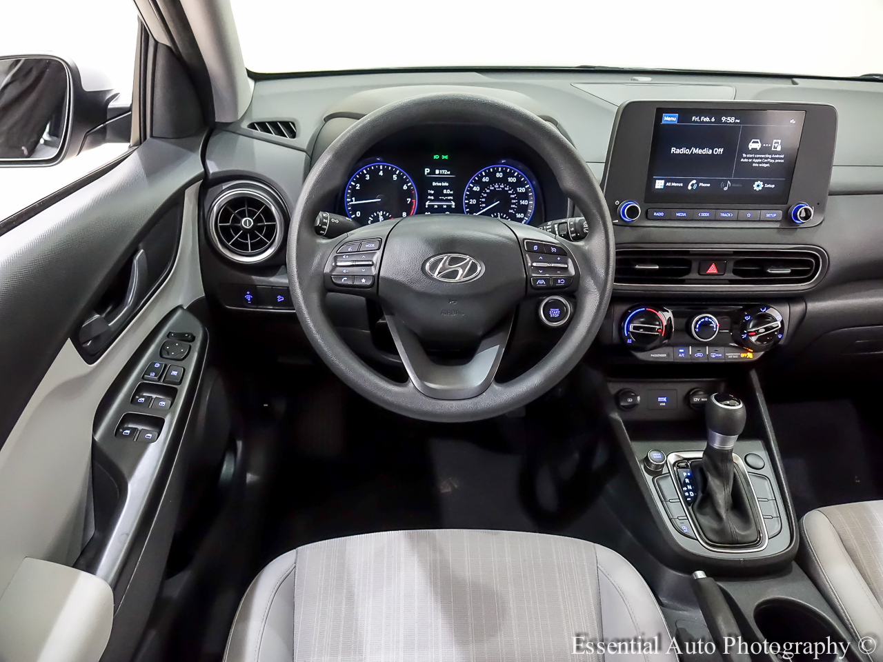 Hyundai Kona SEL 2023