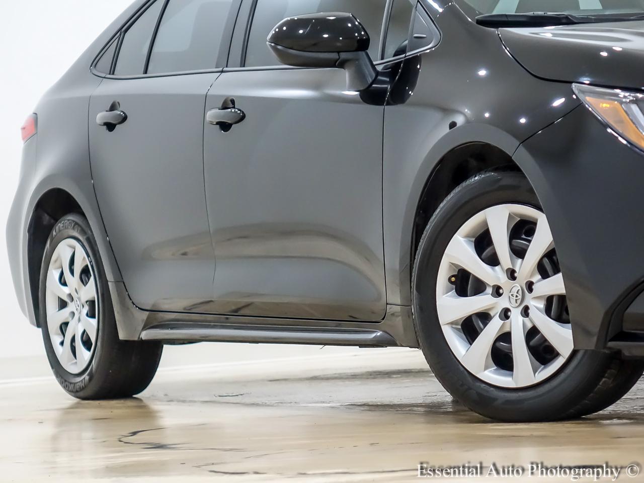 Toyota Corolla LE 2024