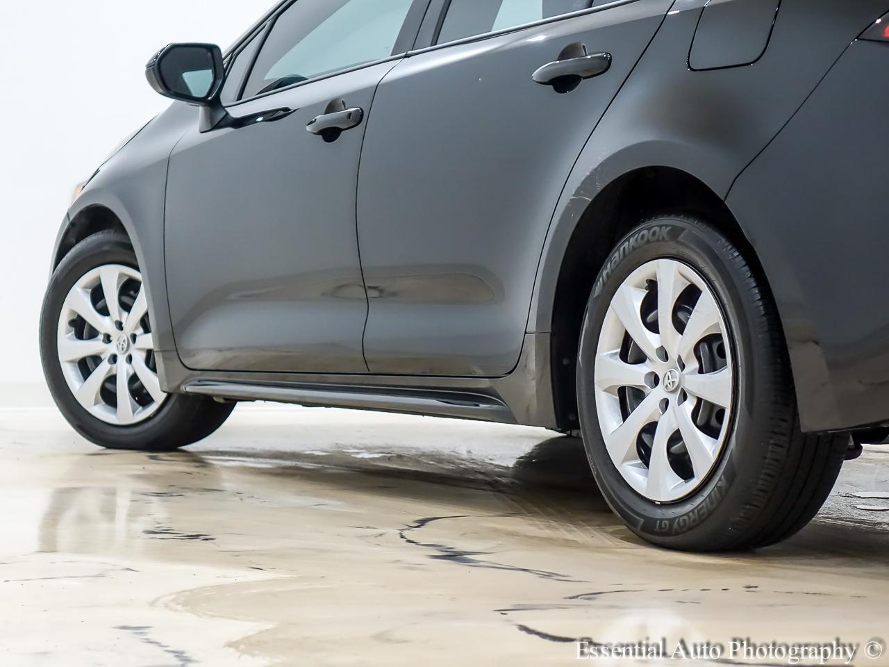 Toyota Corolla LE 2024