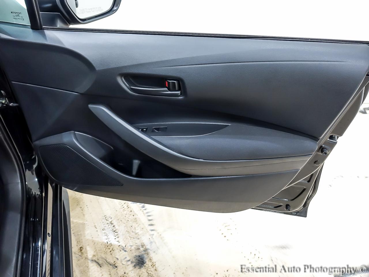 Toyota Corolla LE 2024