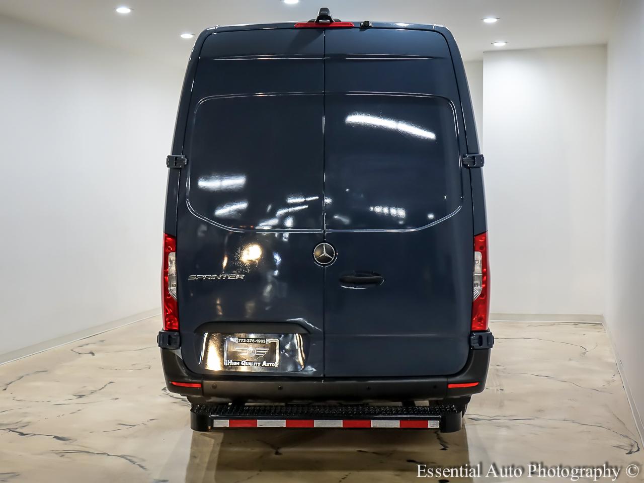 Mercedes-Benz Sprinter 3500 Wagon High Roof 170-in. WB 2019