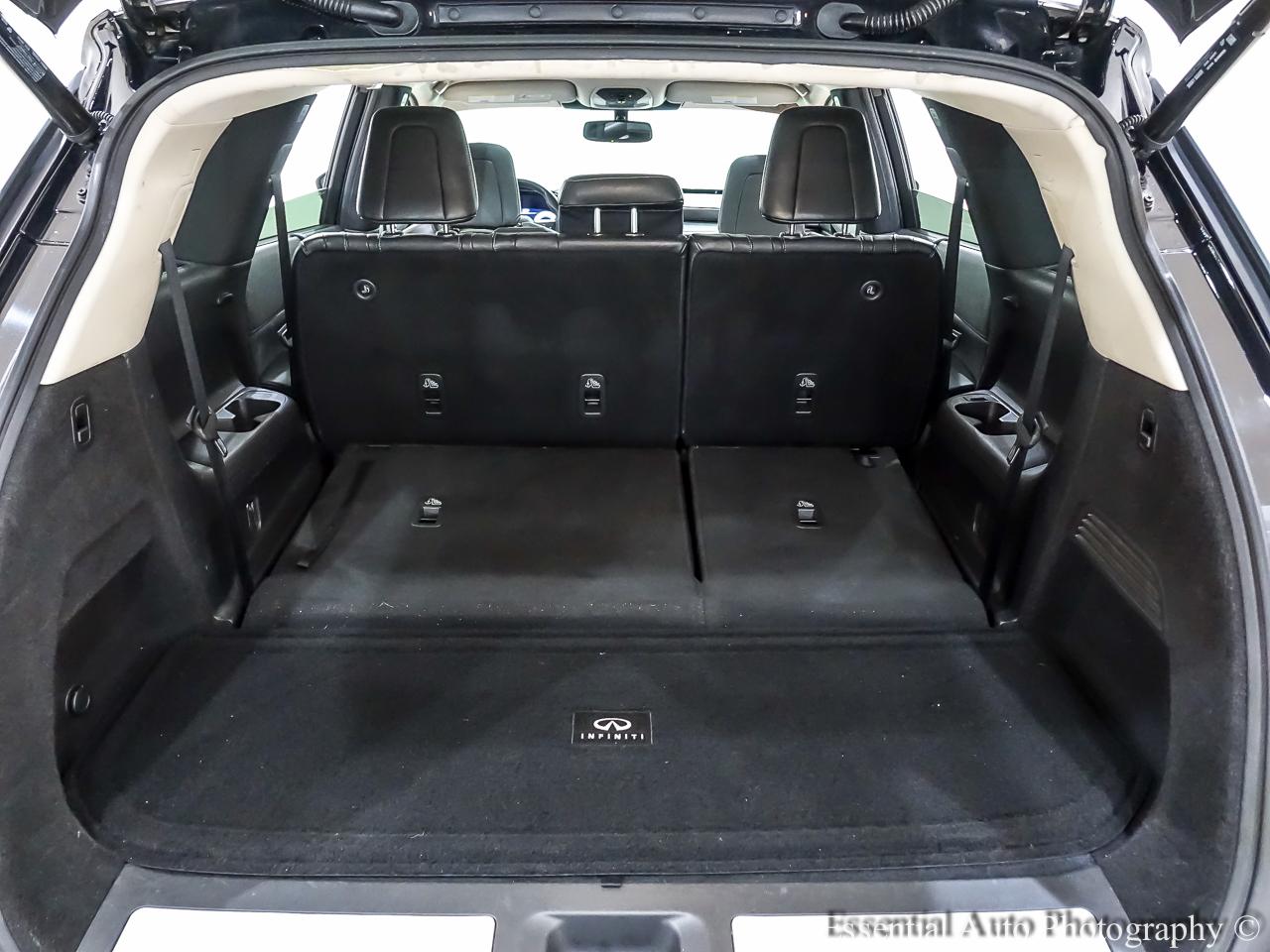 Infiniti QX60 LUXE AWD 2022