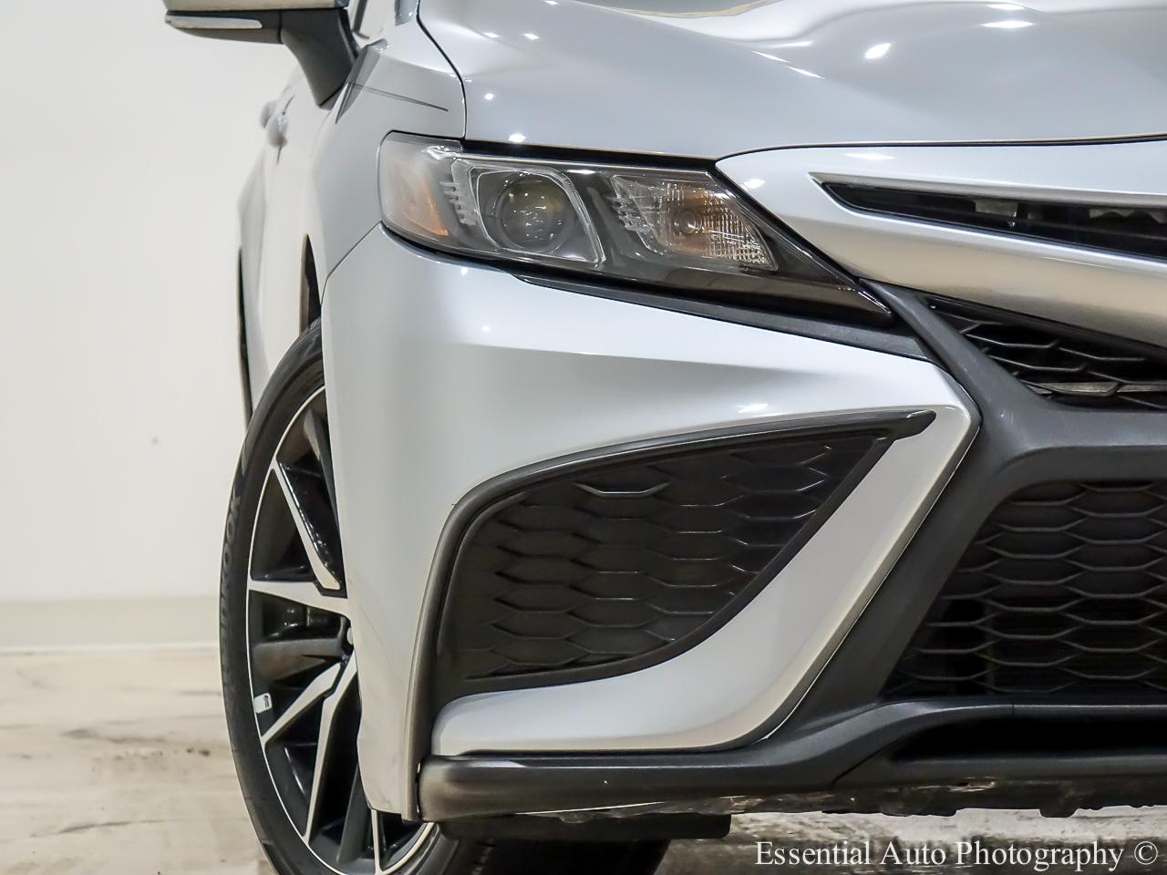 Toyota Camry SE 2024