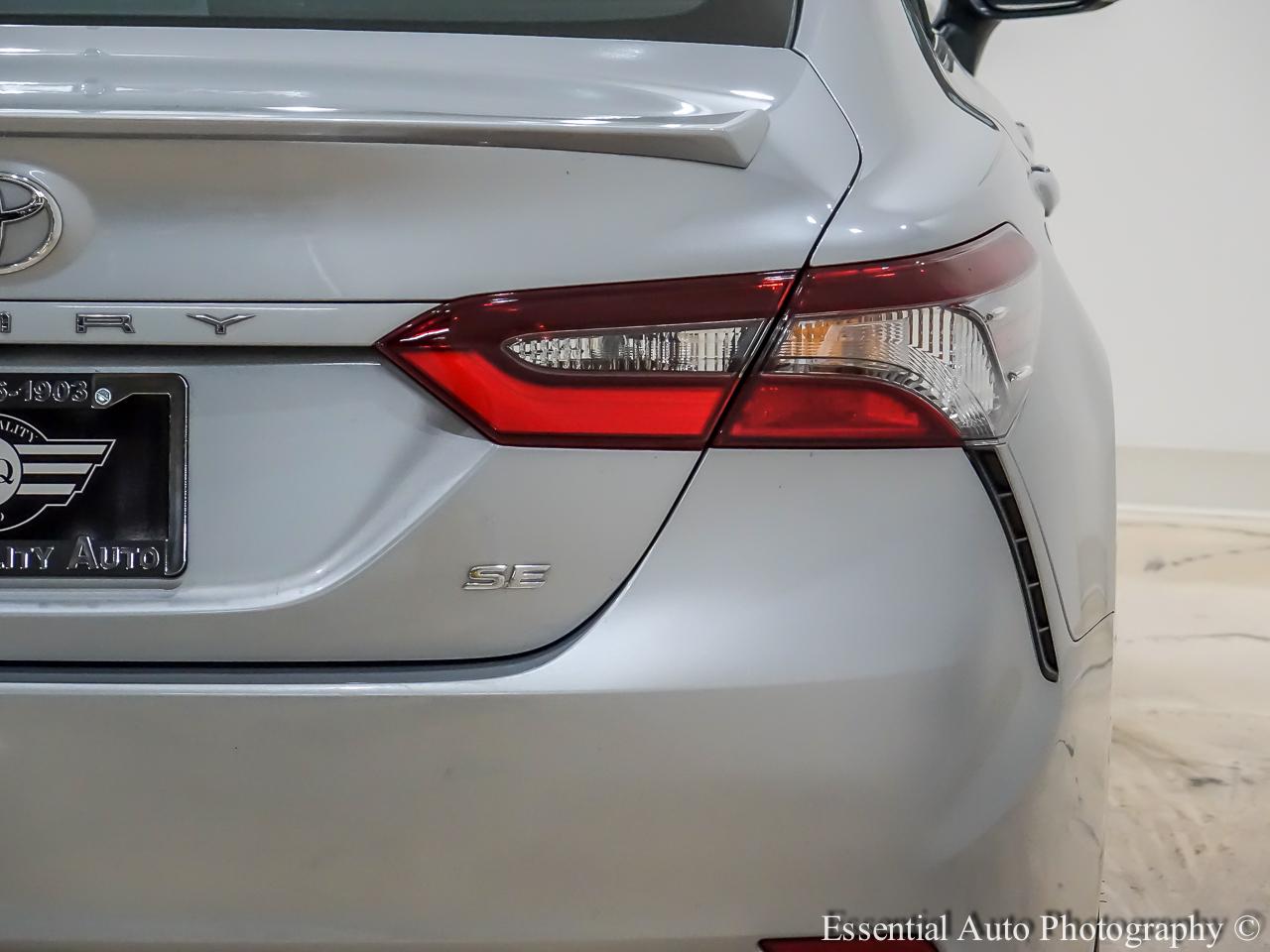 Toyota Camry SE 2024