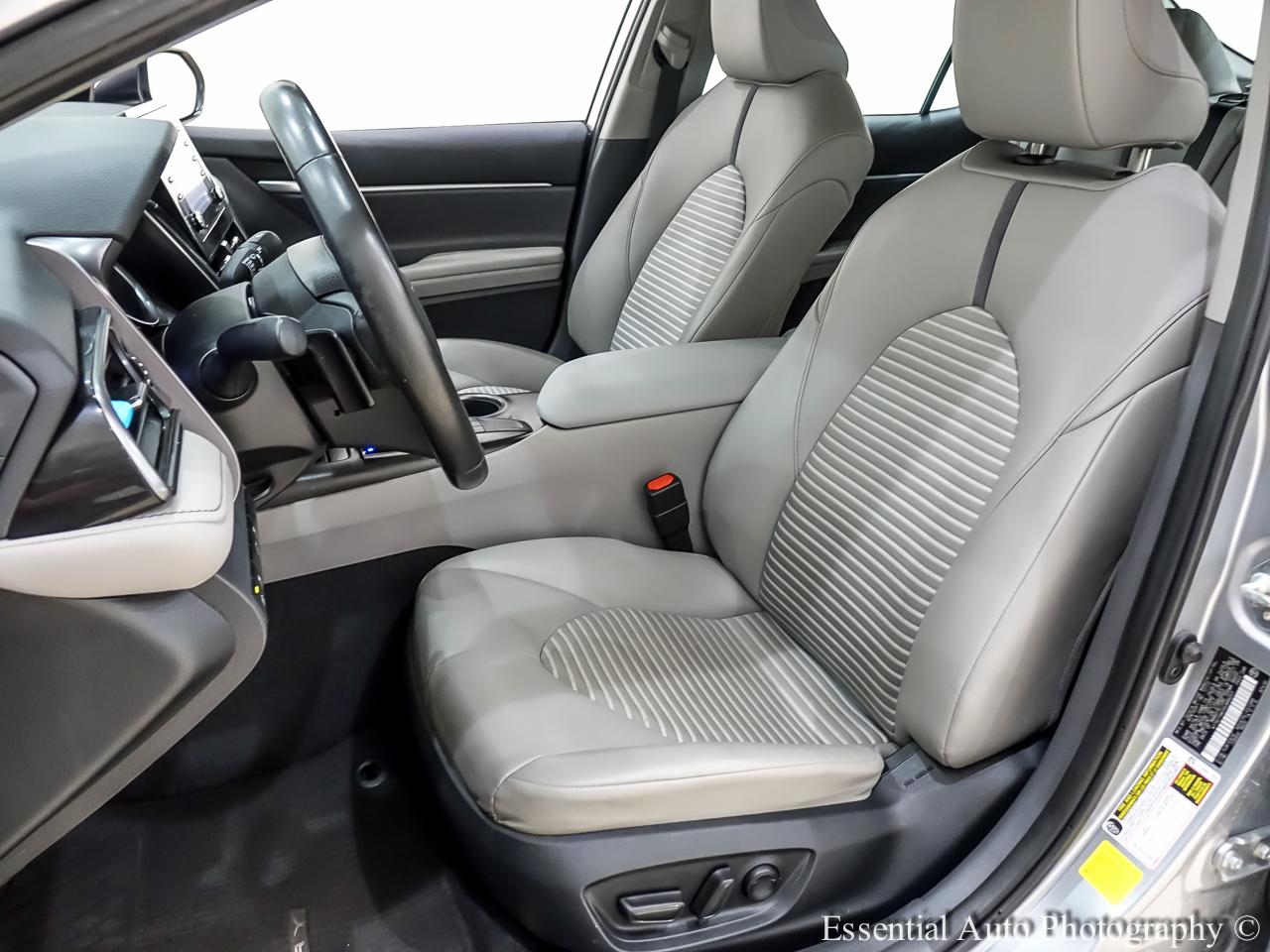 Toyota Camry SE 2024