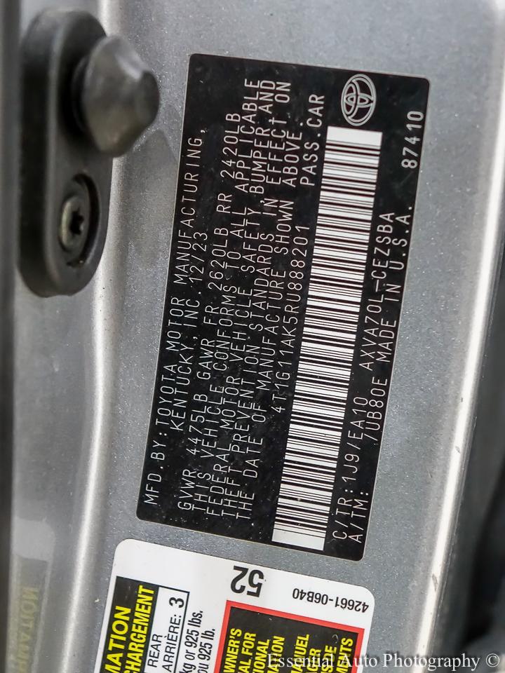 Toyota Camry SE 2024