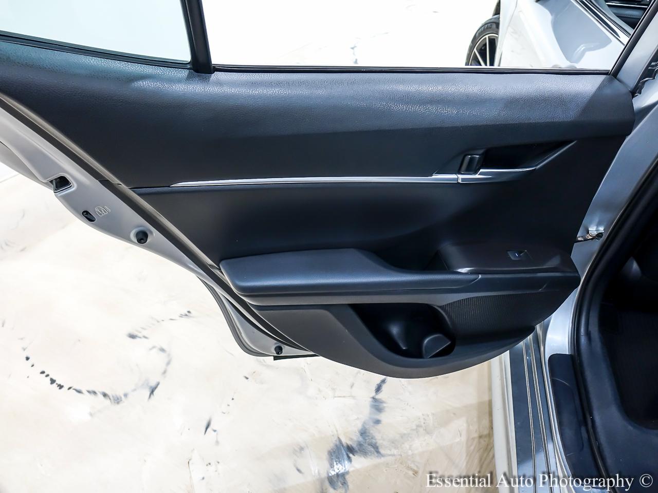 Toyota Camry SE 2021