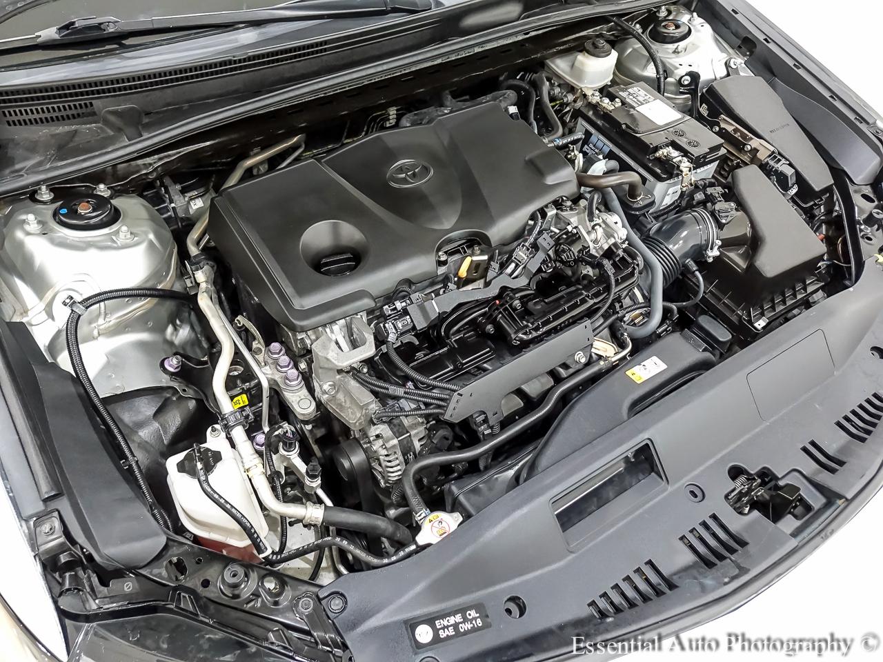 Toyota Camry SE 2021