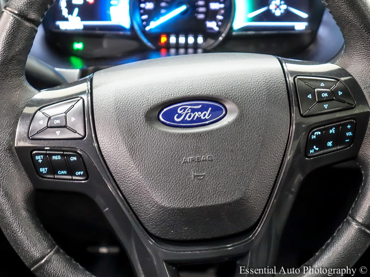 Ford Explorer XLT 4WD 2018