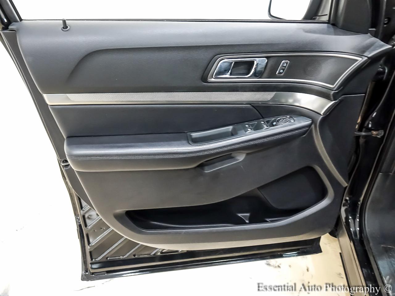 Ford Explorer XLT 4WD 2018