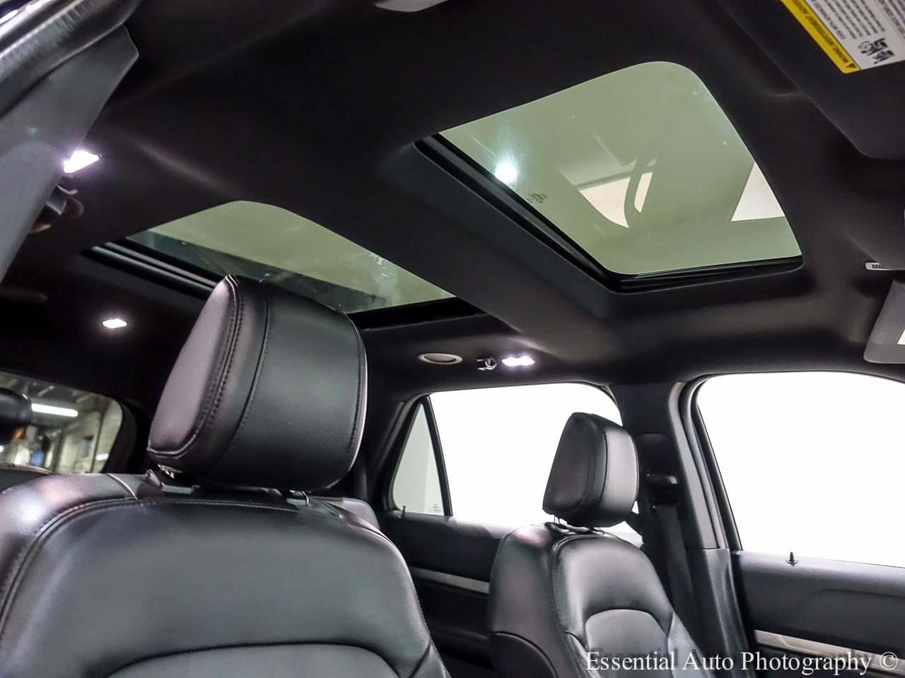 Ford Explorer XLT 4WD 2018