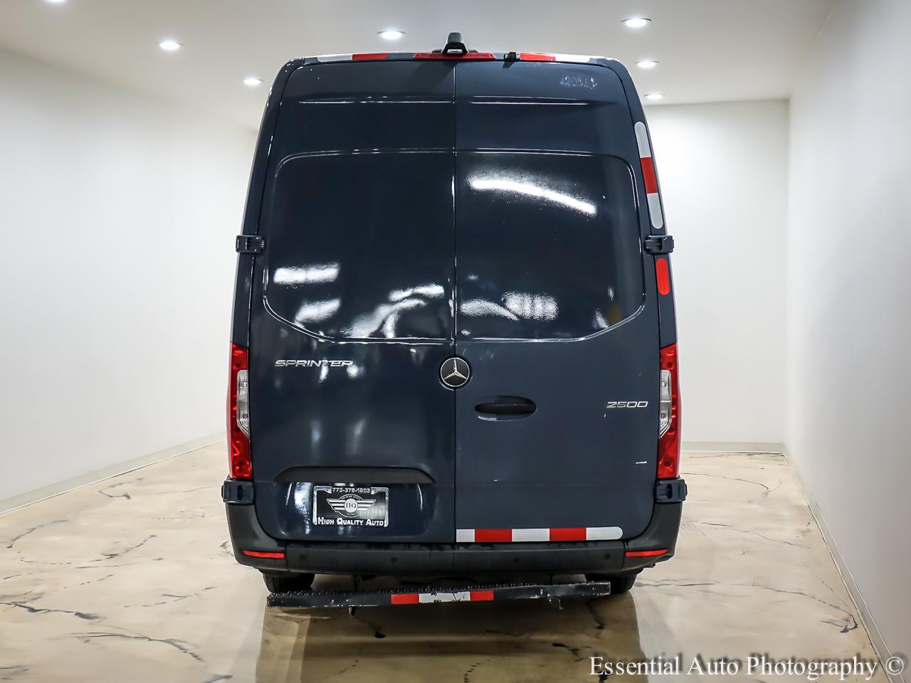 Mercedes-Benz Sprinter 3500 Wagon High Roof 170-in. WB 2019