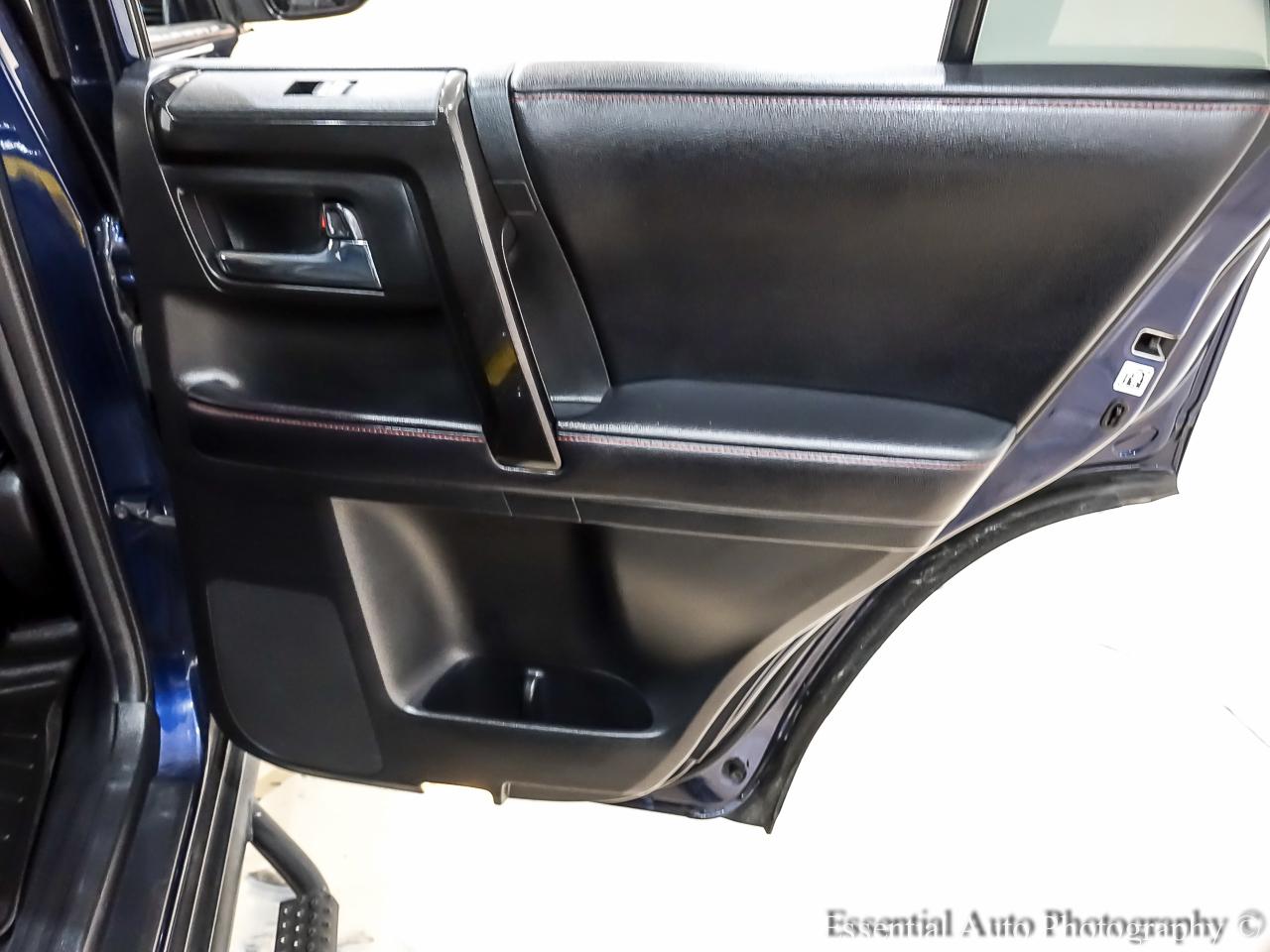 Toyota 4Runner Trail 4WD 2016