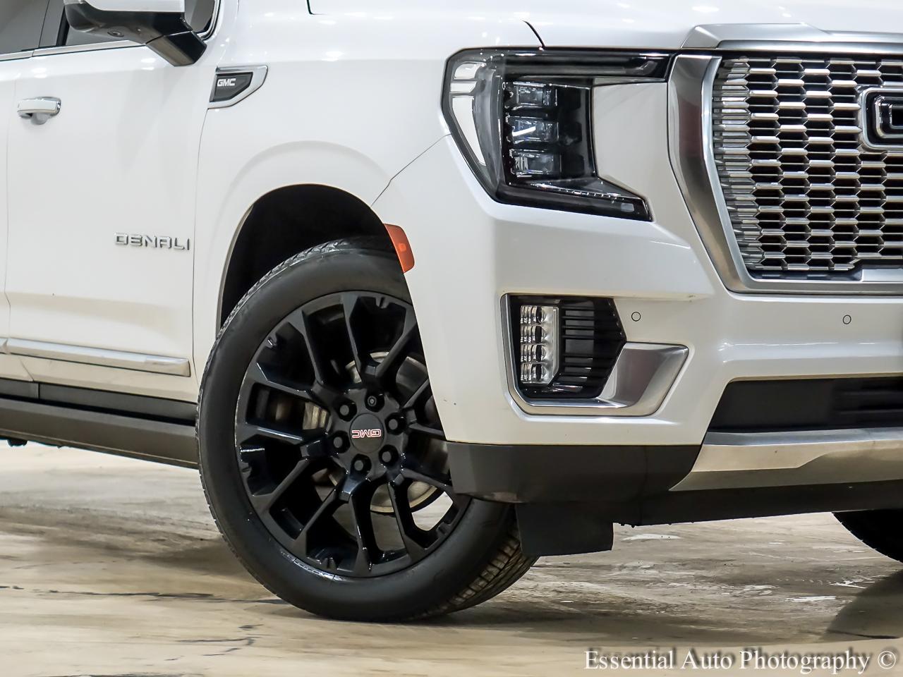 GMC Yukon XL Denali 4WD 2022