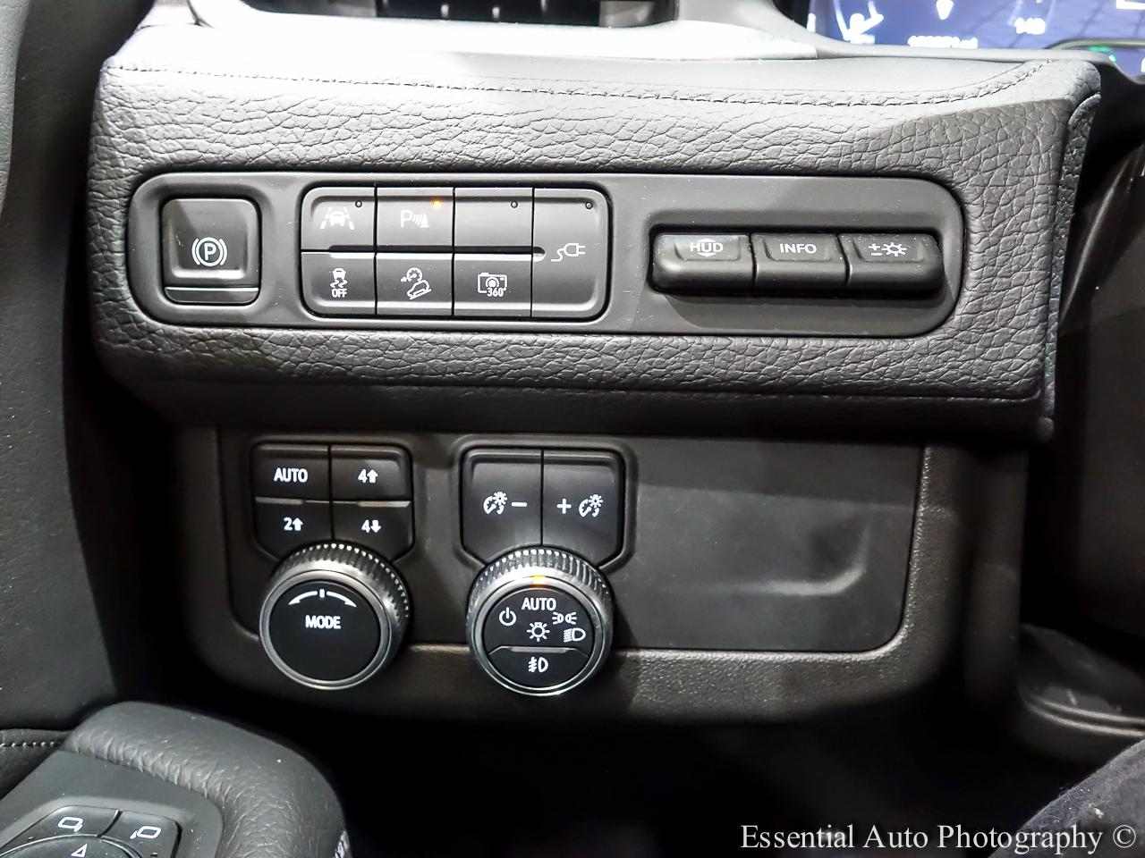 GMC Yukon XL Denali 4WD 2022