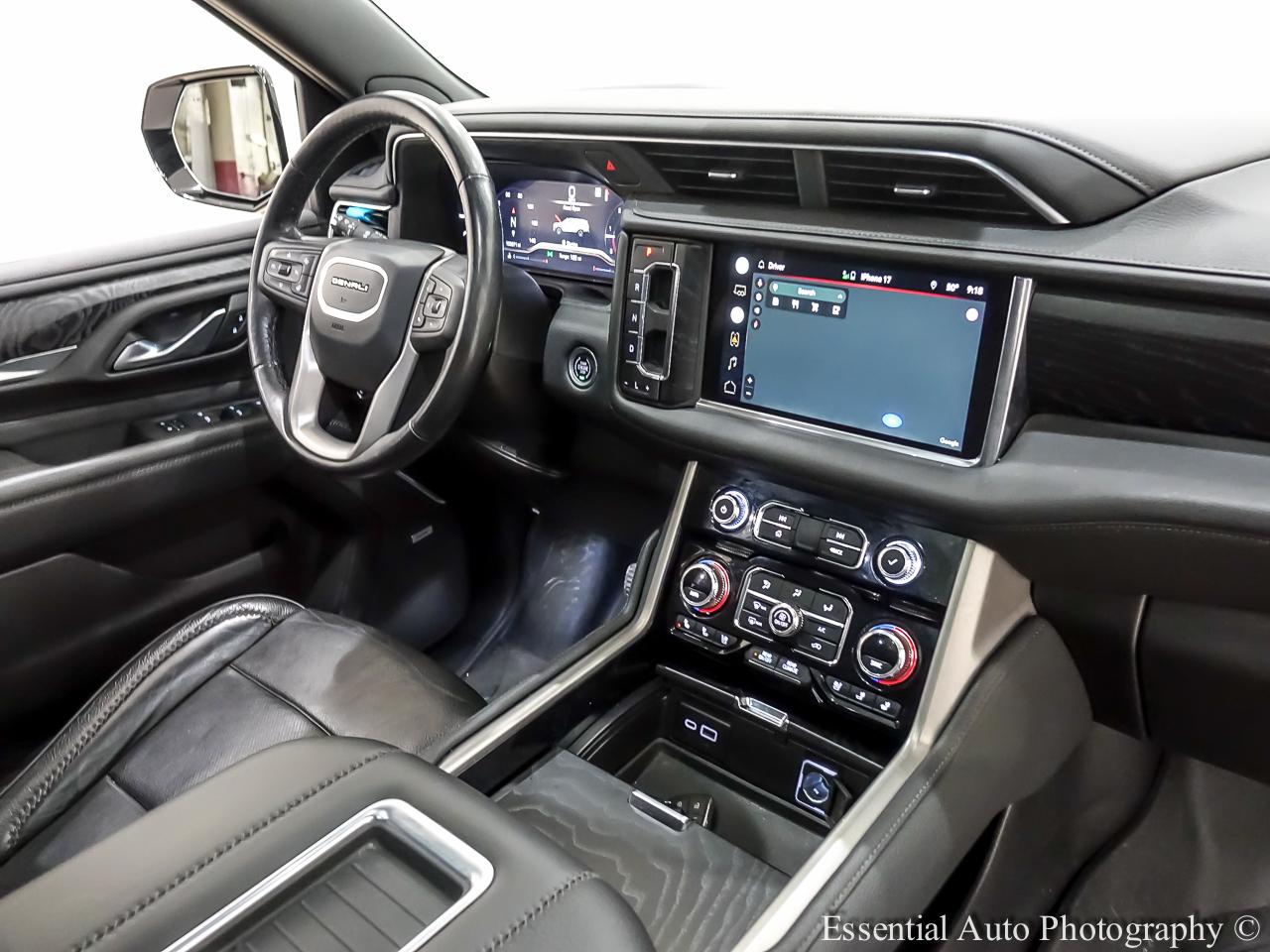 GMC Yukon XL Denali 4WD 2022