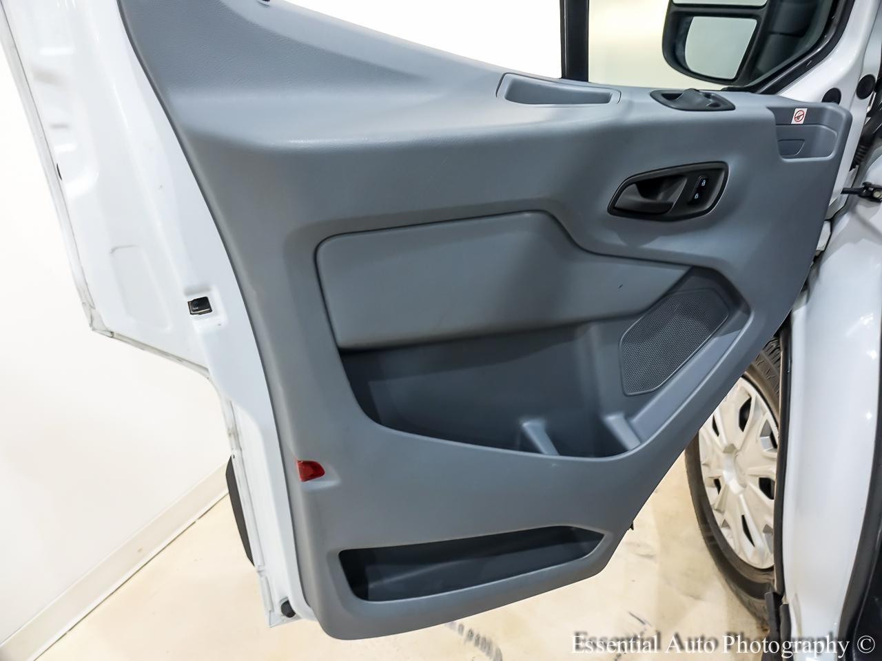 Ford Transit 350 Wagon Low Roof XLT 60/40 Pass. 148-in. WB 2019