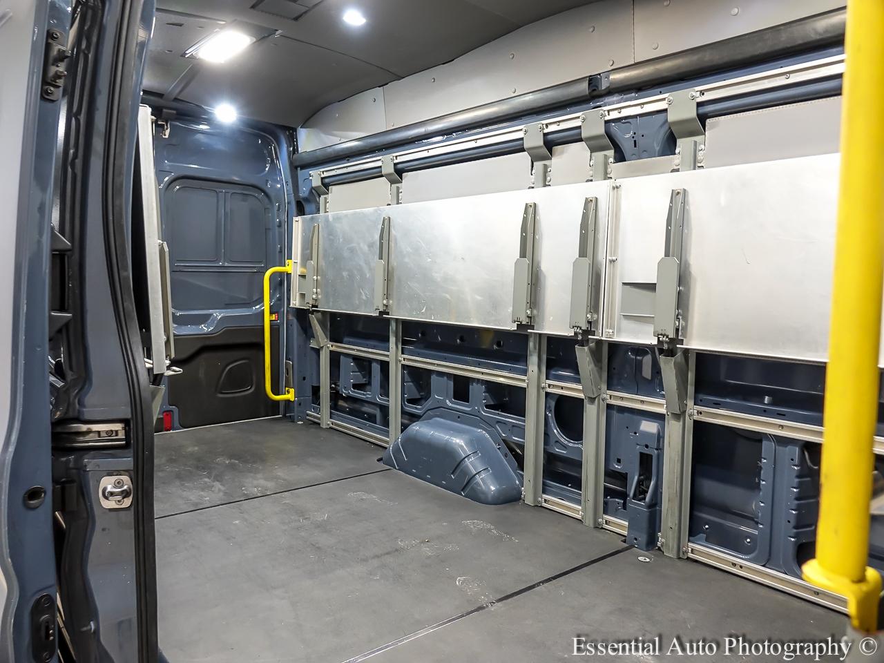 Ford Transit 250 Van High Roof w/Sliding Pass. 148-in. WB EL 2020