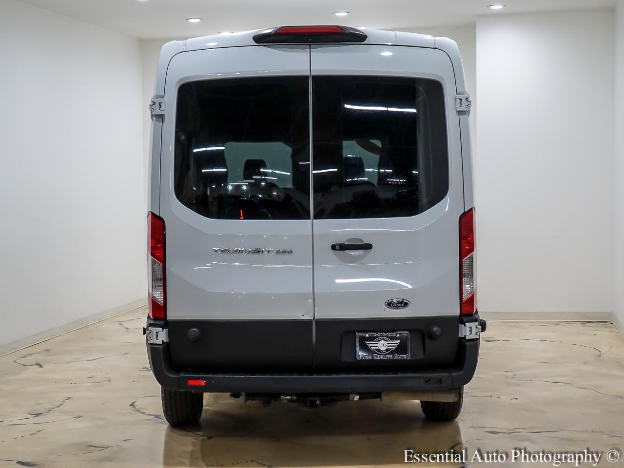 Ford Transit 250 Van Med. Roof w/Sliding Pass. 130-in. WB 2020